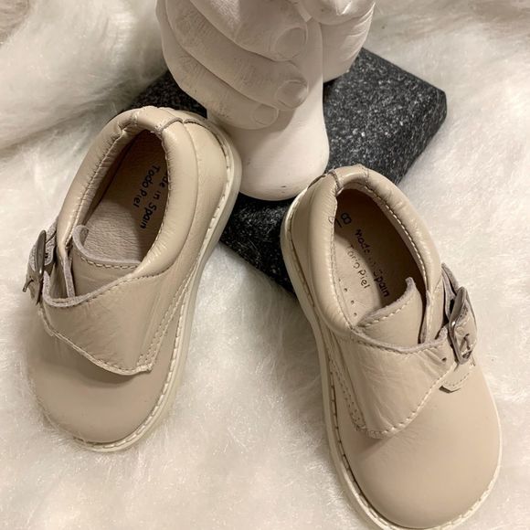 New in the box spain leather infant shoes size 18 - Picture 1 of 13